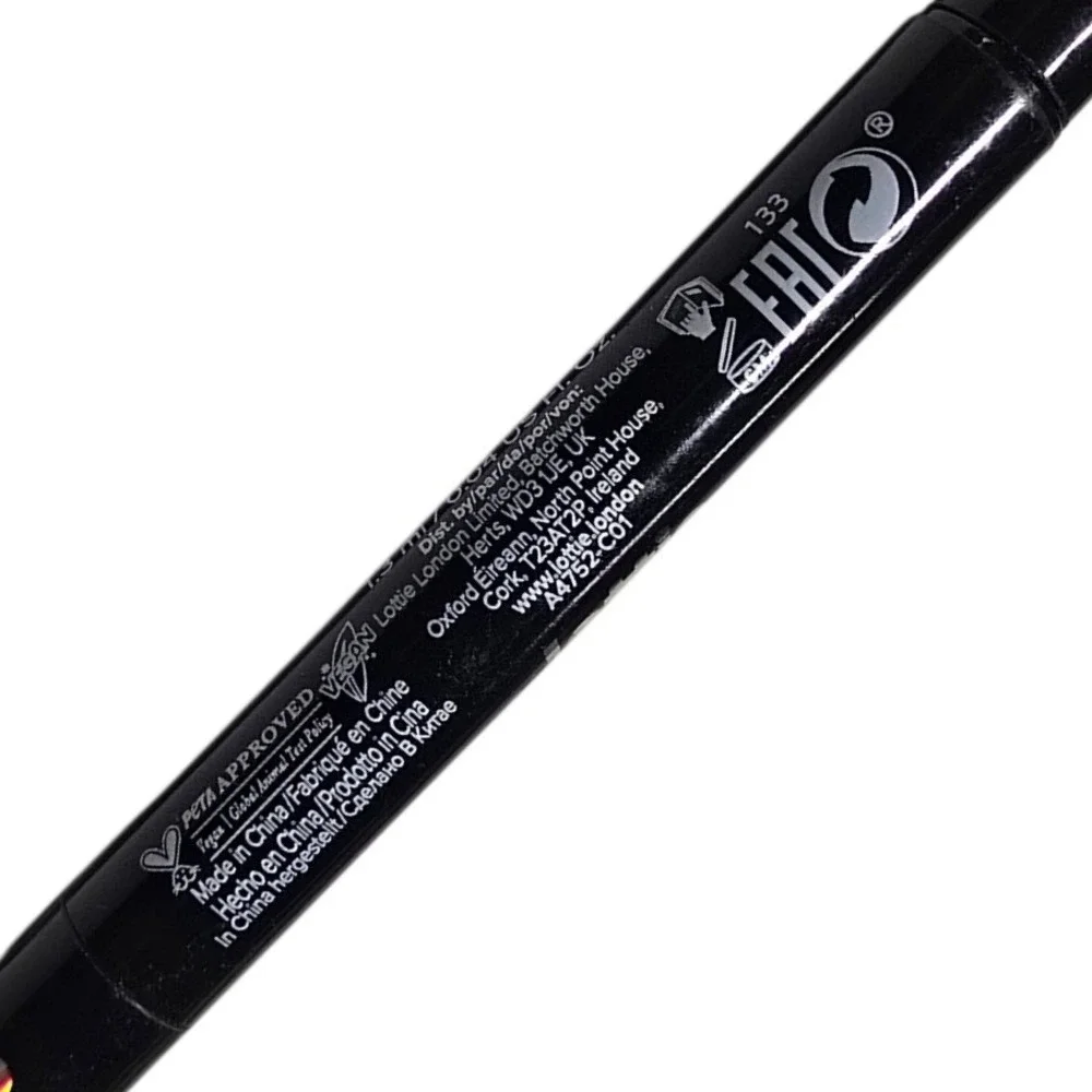 Lottie London Stamp Liner Wing Edition Heart Dual Eyeliner Black Vegan swatched